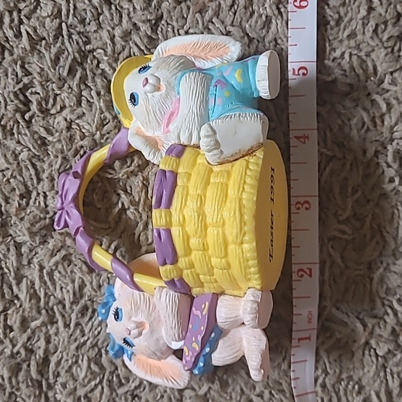 Hallmark 1991 Crayola Bunny Figurine - Bunny Easter Basket by Binney and Smith - Picture 3 of 9